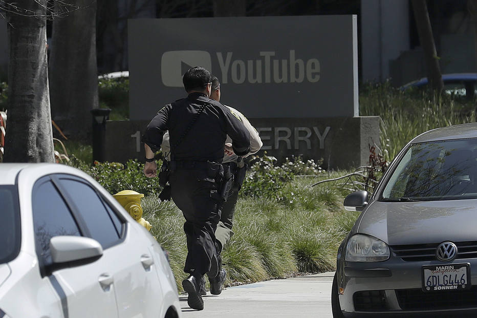 Mulher invade sede do YouTube, fere quatro pessoas e se mata