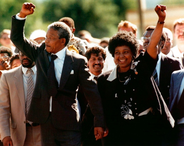 Winnie Mandela morre aos 81 anos