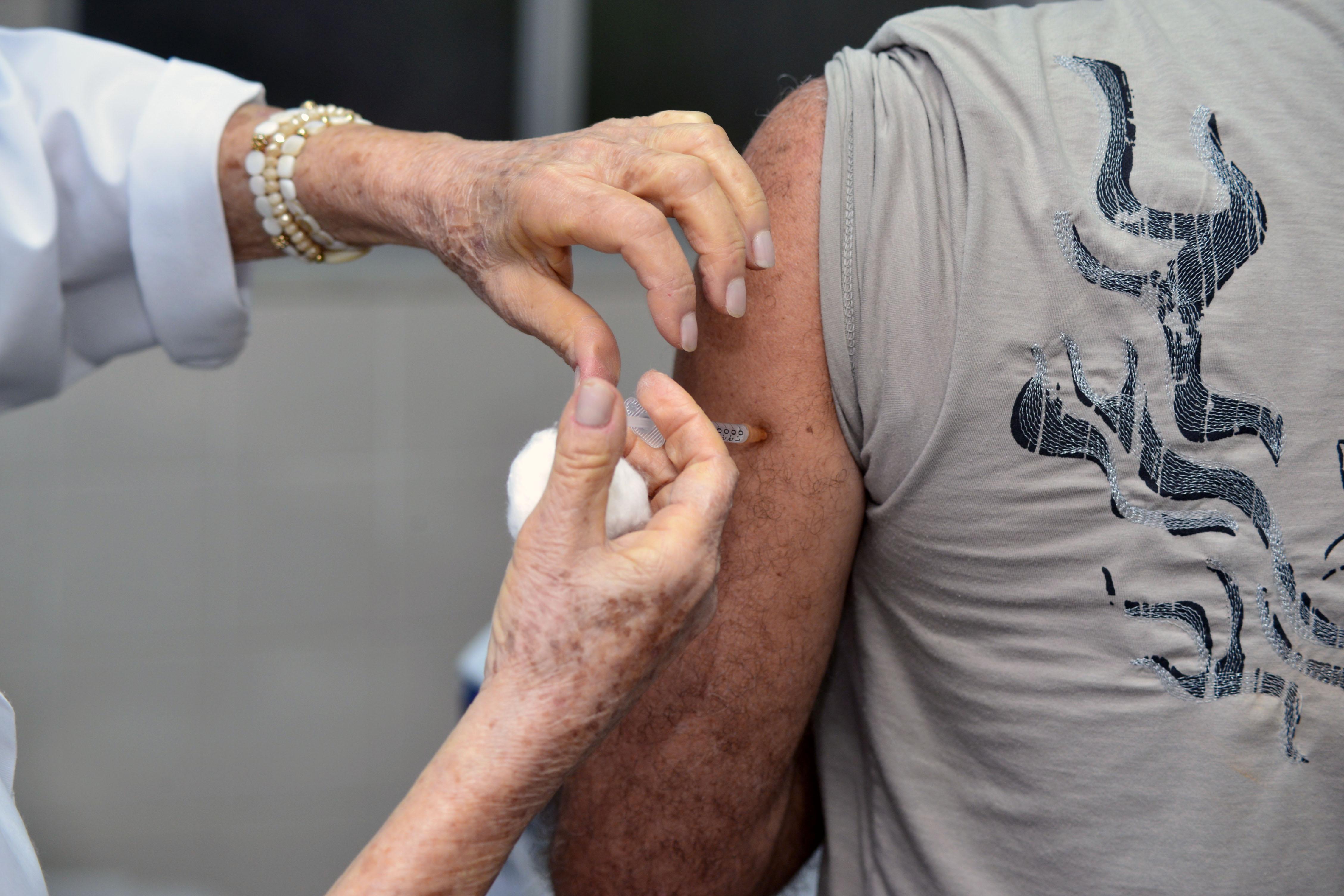 Cobertura contra gripe sobe para 82% em Salvador