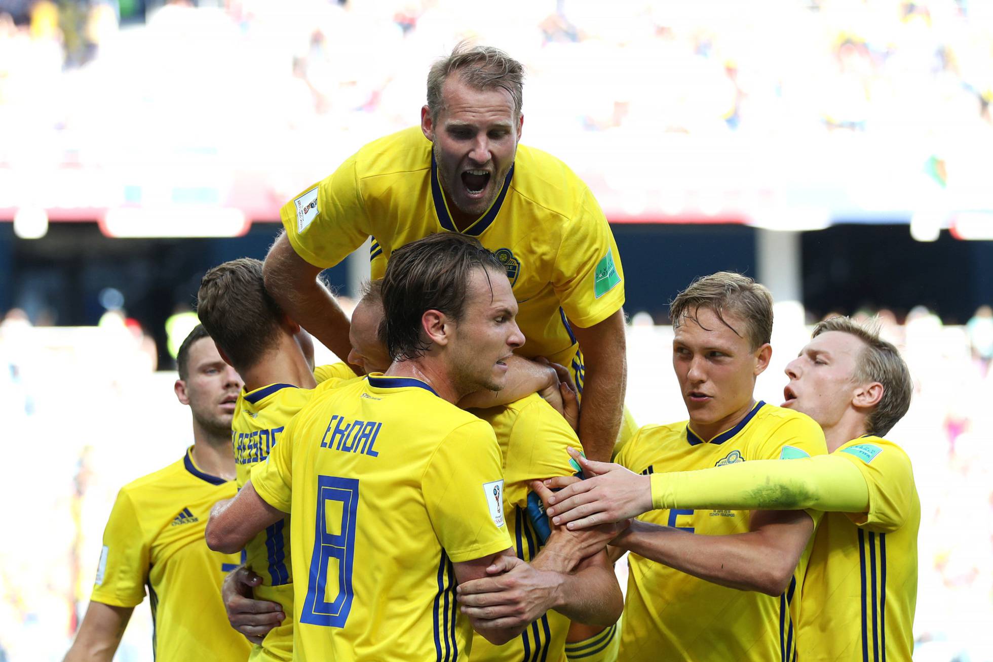 Suécia derrota a Coreia com a ajuda do árbitro de vídeo
