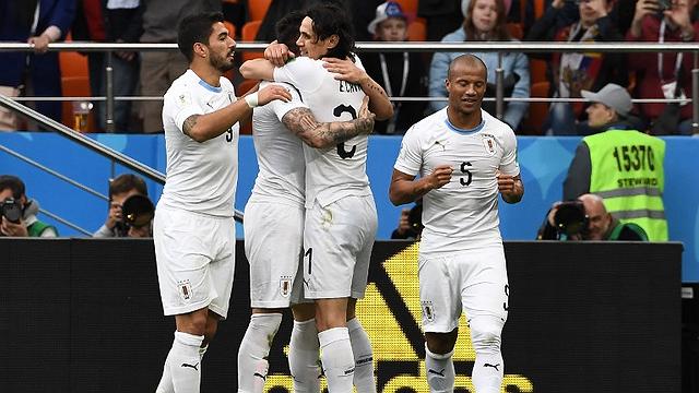 Uruguai sofre para derrotar o Egito