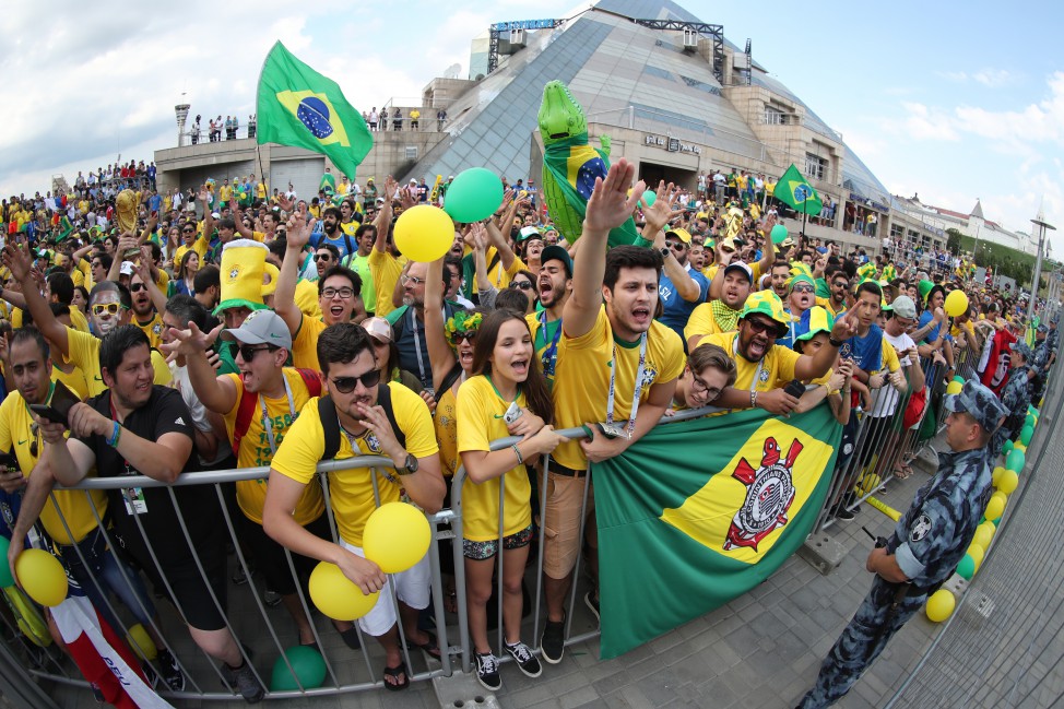 Brasil chega a Kazan para a decisão contra a Bélgica