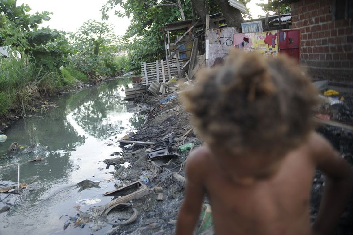 Pobreza extrema atinge o menor nível da história, diz Banco Mundial
