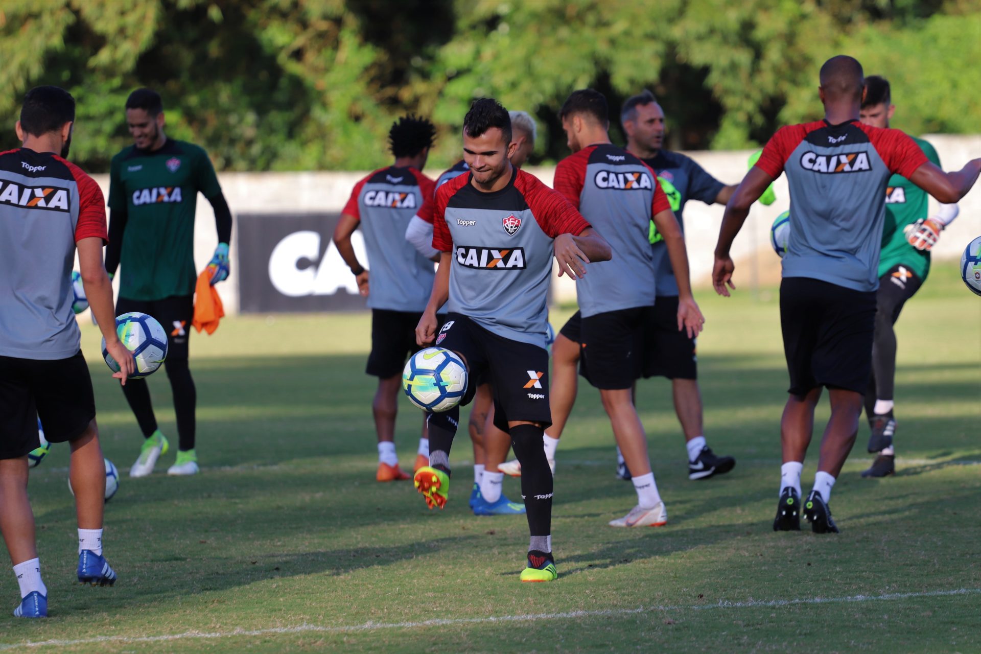 Vitória intensifica treinamentos para enfrentar o Ceará