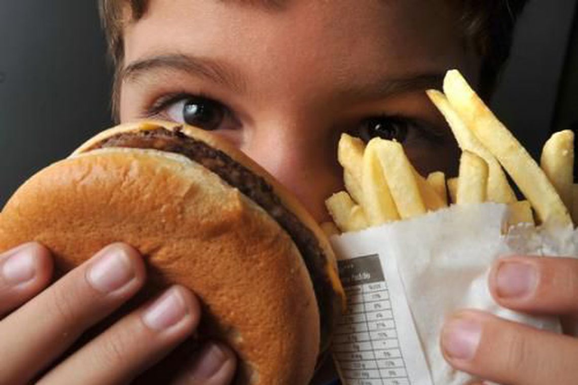 Maioria dos adolescentes acompanhados pelo SUS se alimenta mal