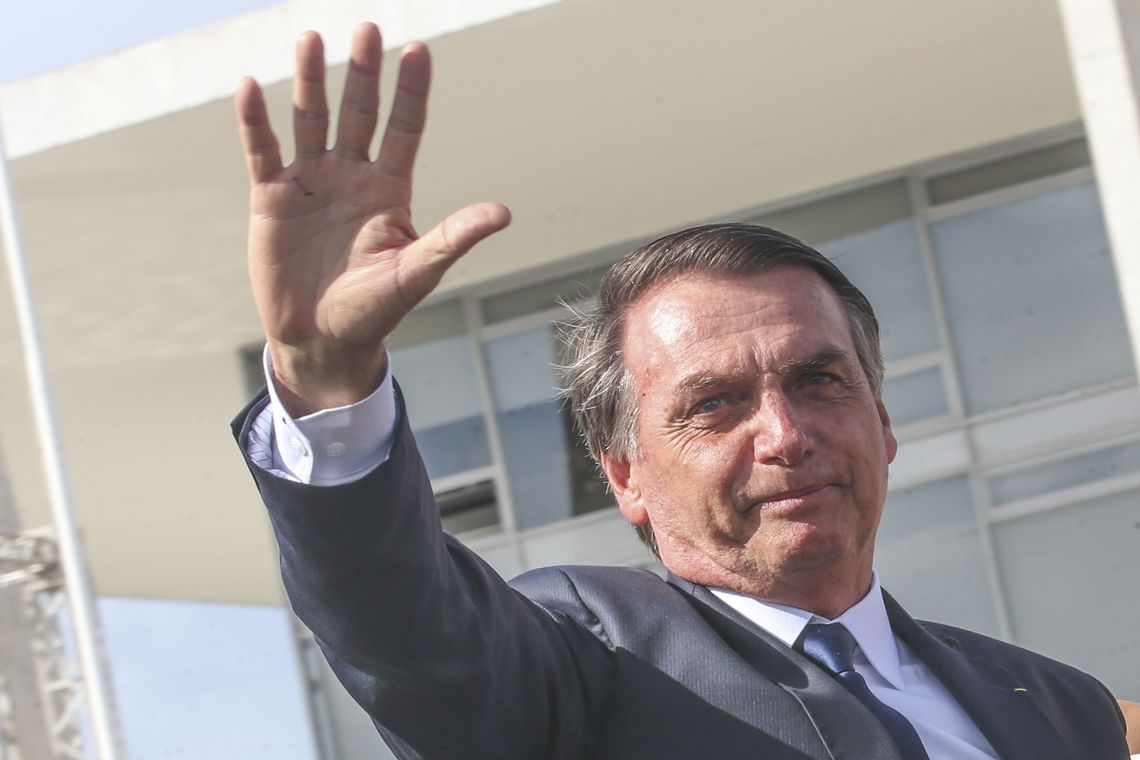Bolsonaro faz primeira reunião com ministros