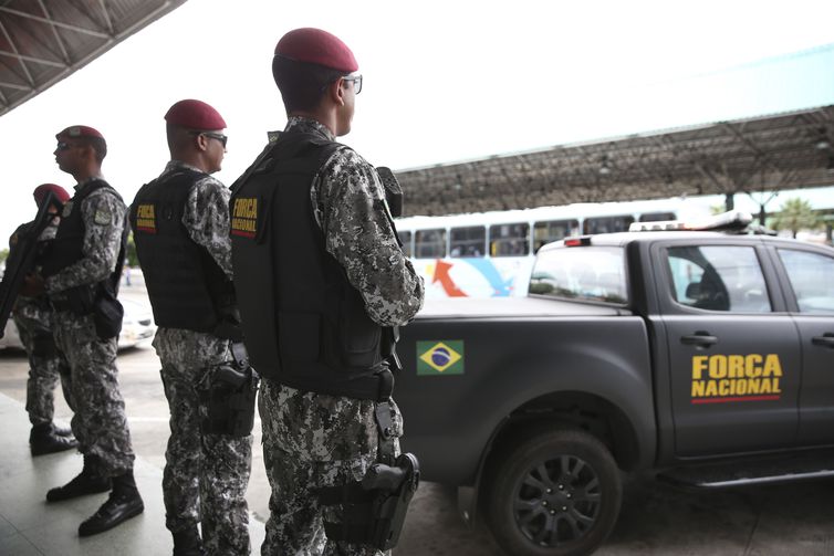 Esquema de segurança tenta normalizar transporte público em Fortaleza