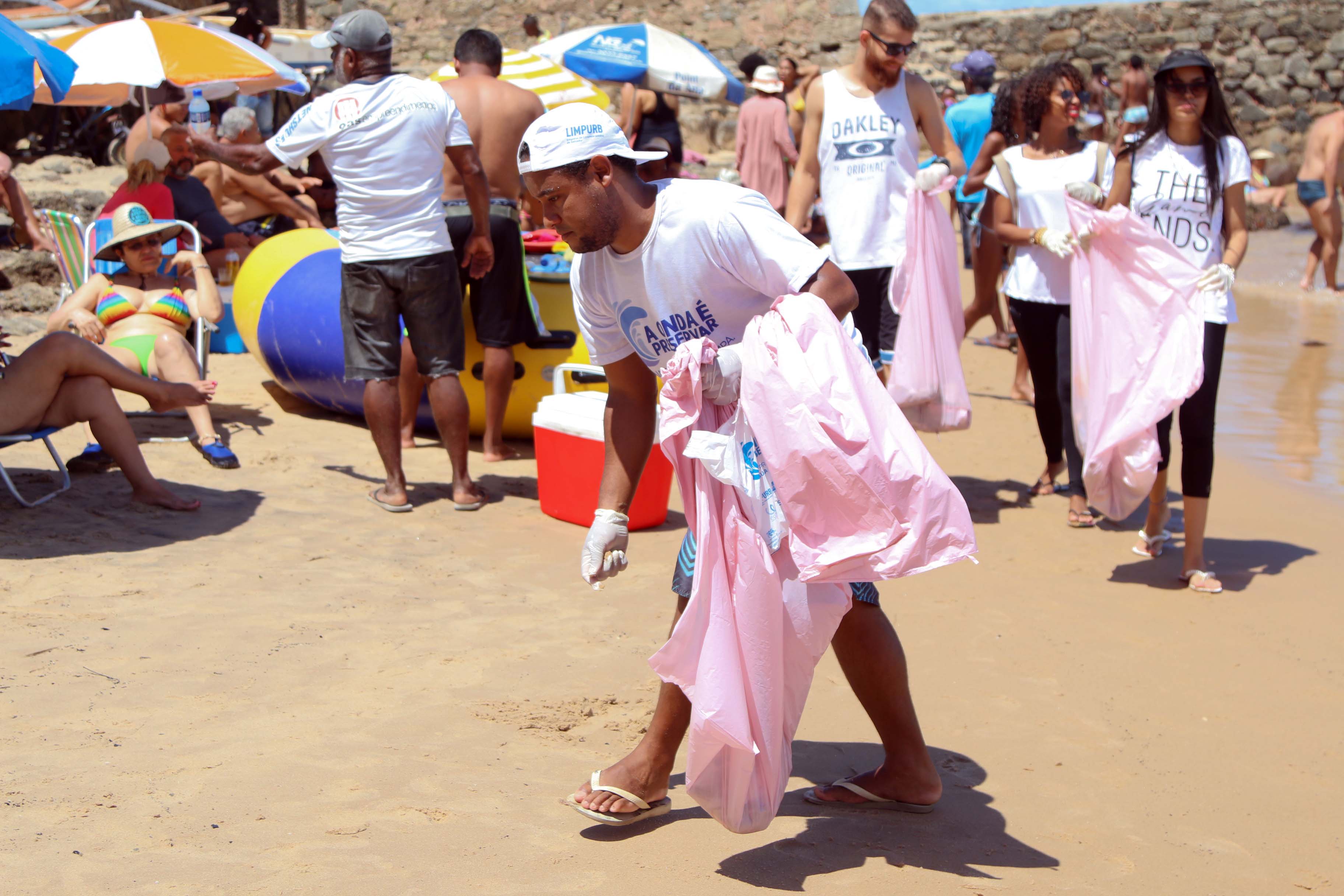Projeto de preservação ambiental promove ações em praias da Cidade Baixa