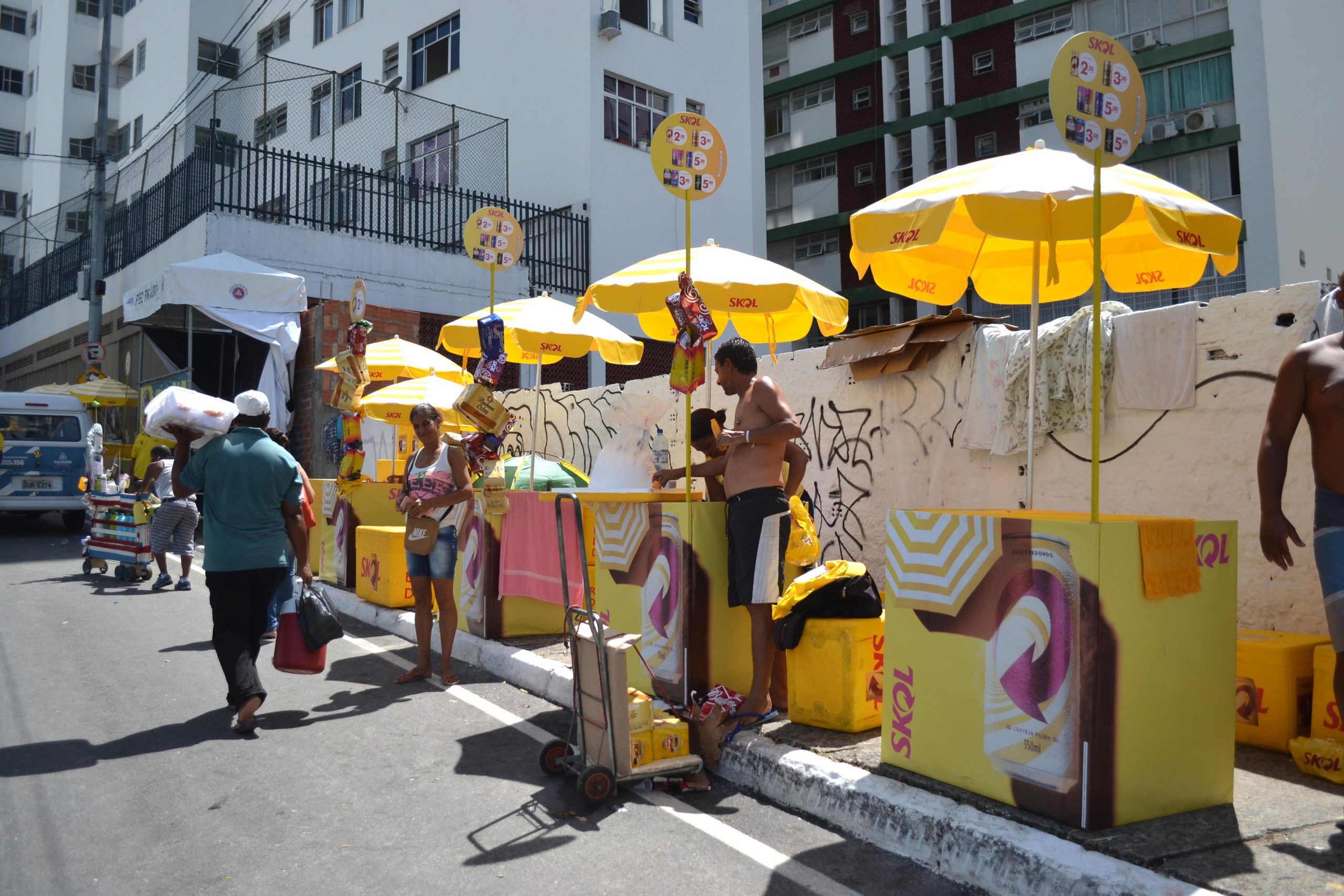 Cadastramento de ambulantes para o Carnaval começa nesta segunda