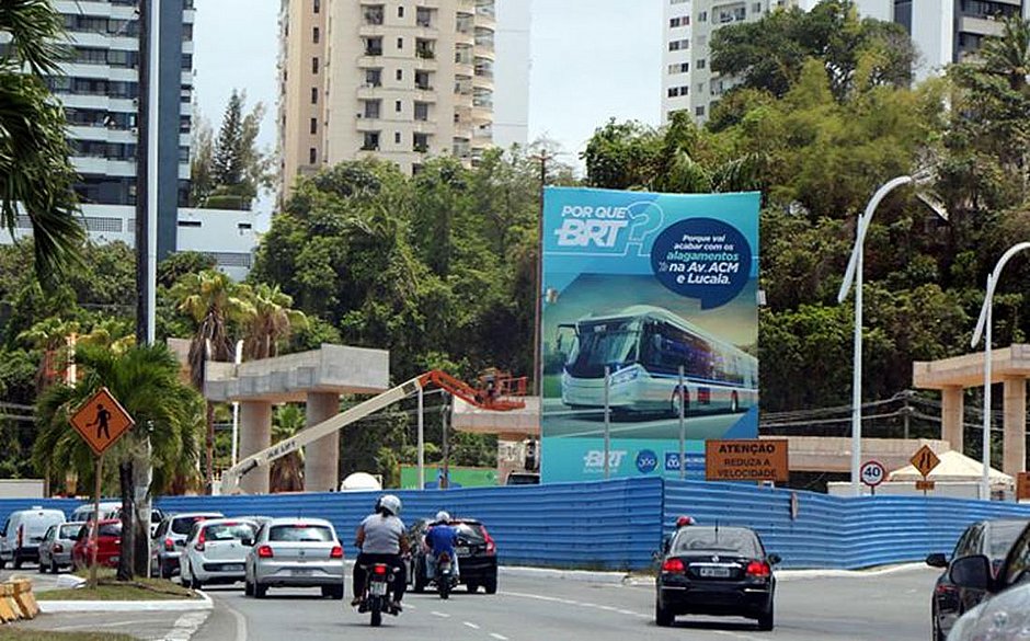 Obras do BRT provocam mudanças no trânsito na região do Shopping da Bahia