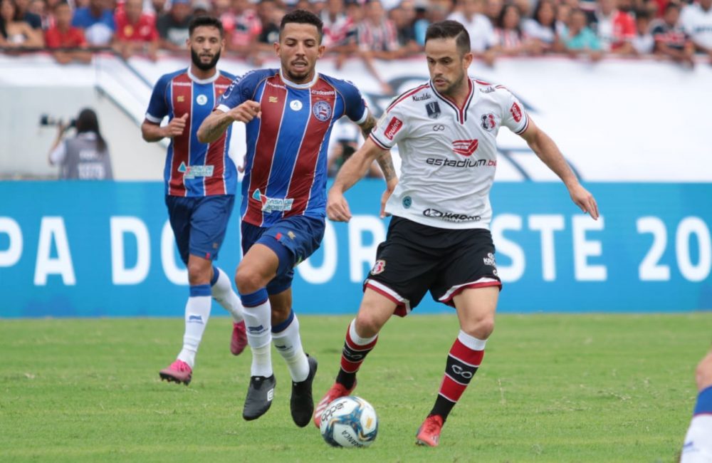 Em jogo equilibrado, Bahia e Santa Cruz empatam pela Copa do Nordeste