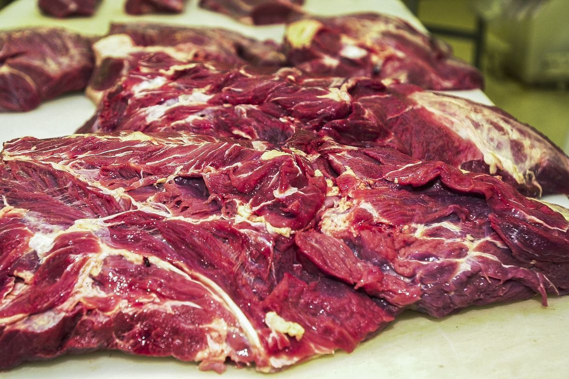 Preço da carne cai para o consumidor, diz Ministério da Economia