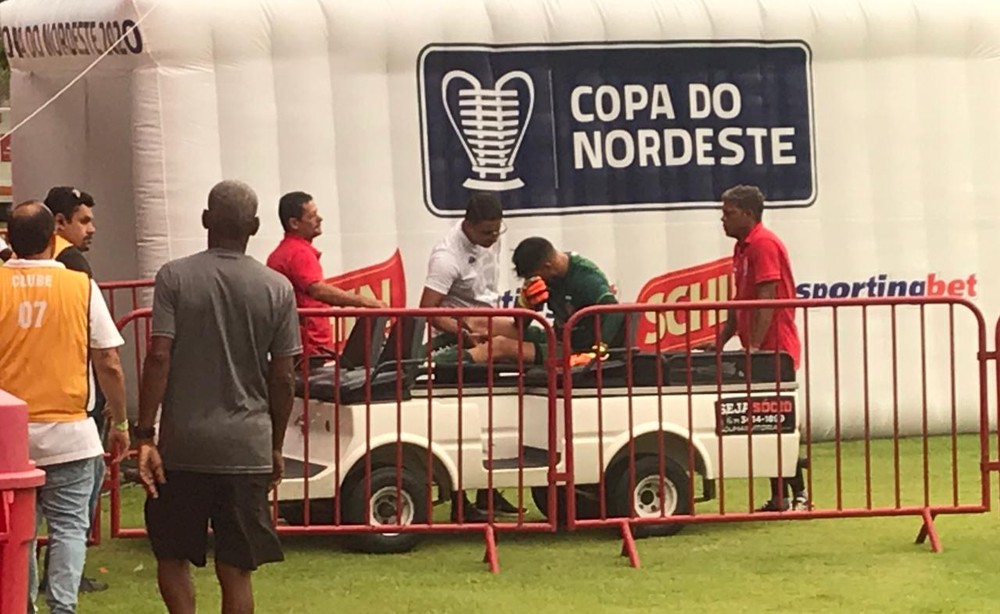 Lesão deve tirar Martin Rodrigues do Vitória durante toda a temporada