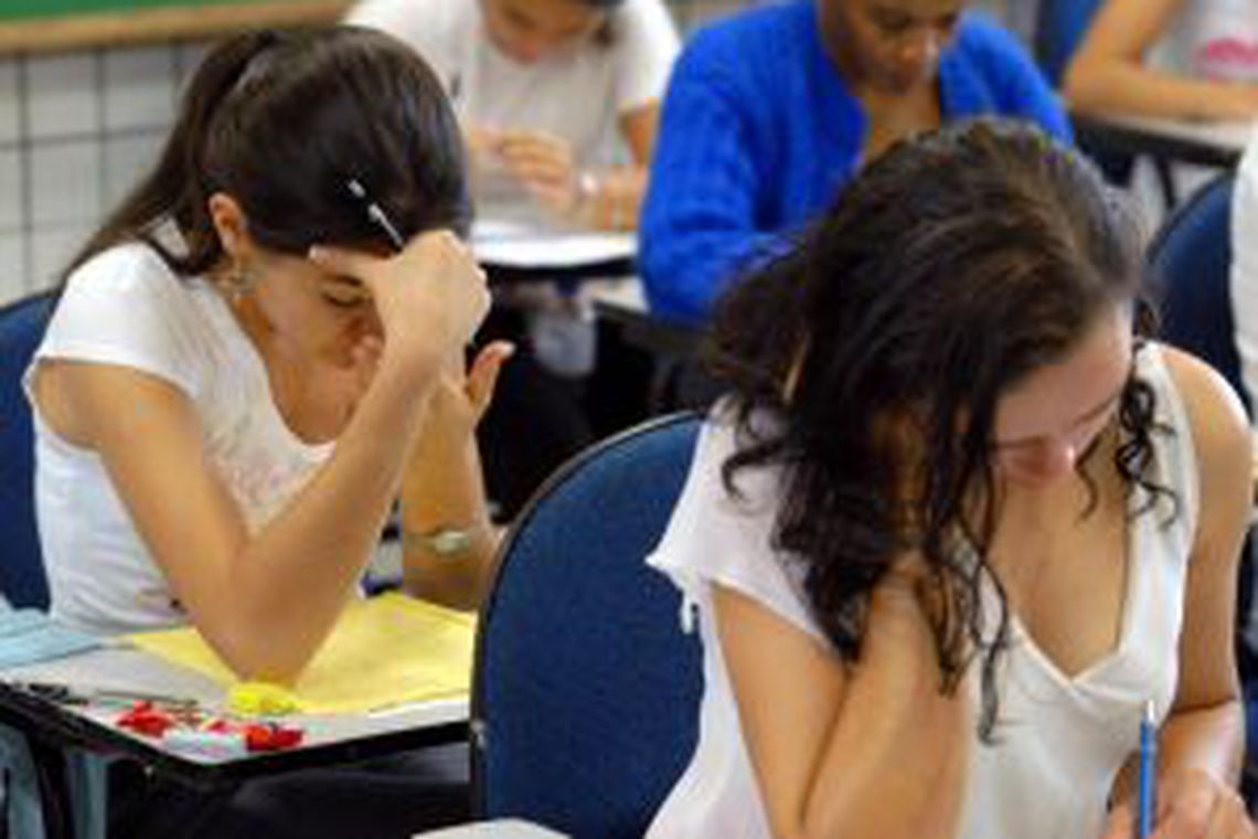Capes oferece 60 mil vagas para a formação de professores