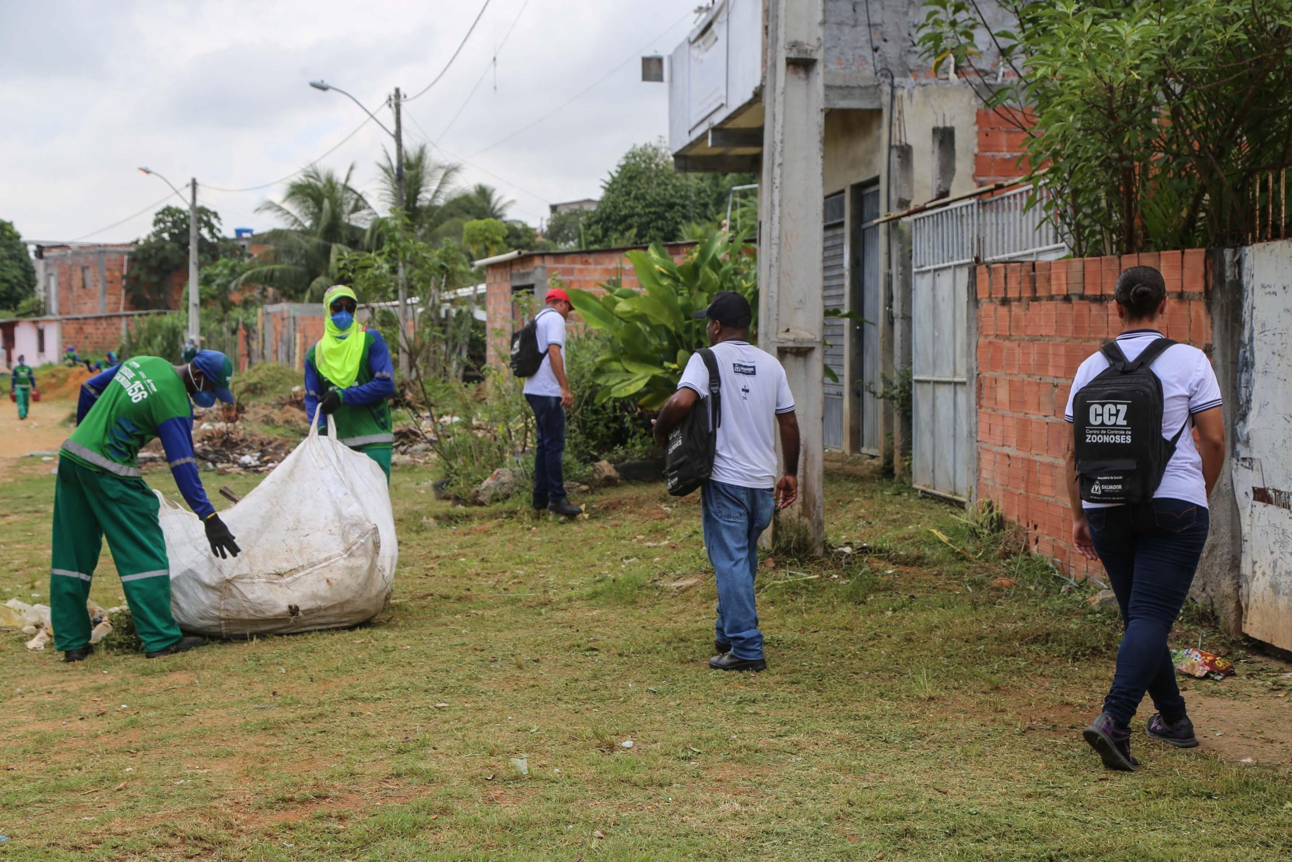 Operação Dengue já recolheu mais de 600 toneladas de lixo em três meses