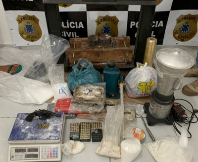 PM encontra R$ 1,2 milhão em cocaína refinada no interior da Bahia