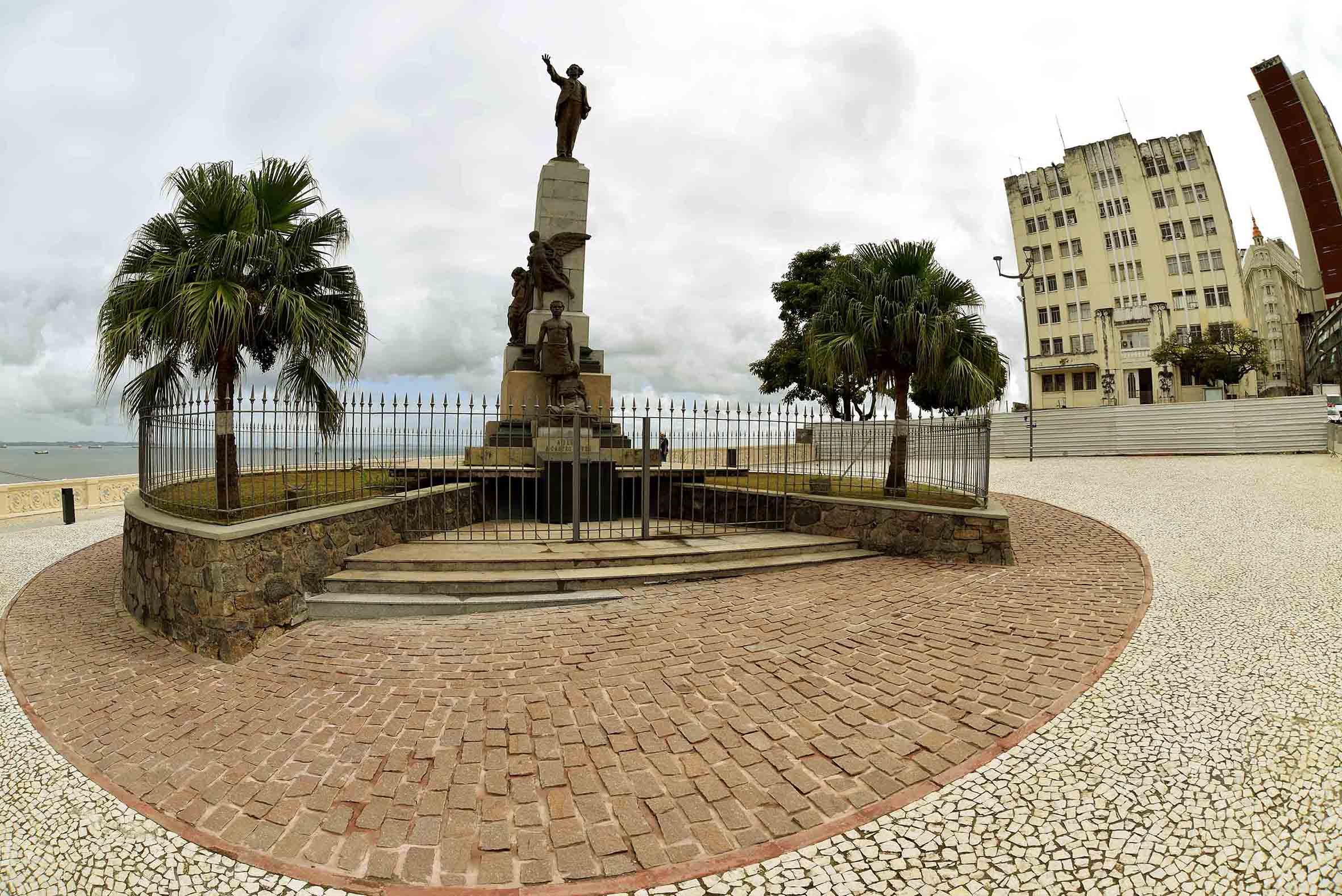Novas Avenida Sete e Castro Alves aliam modernidade à história da região