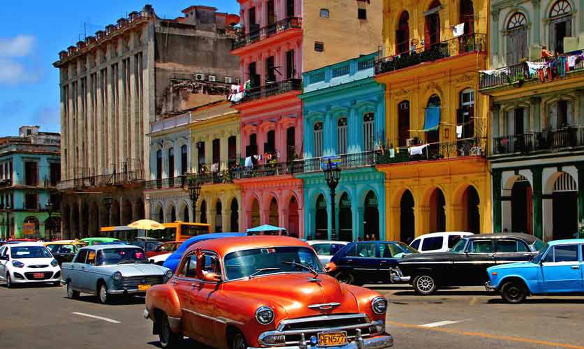 Havana volta a ter lockdown após aumento de casos de Covid-19