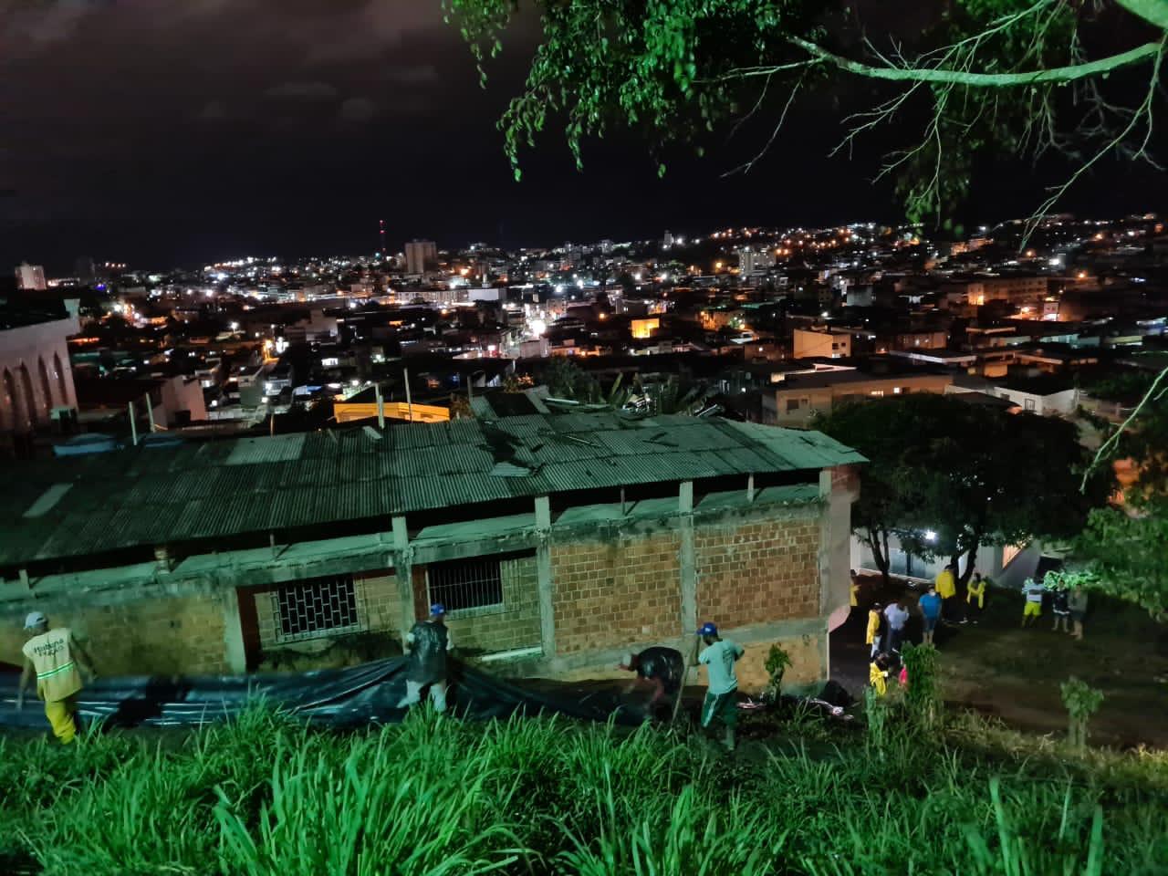 Chuvas deixam 150 famílias desabrigadas na Bahia