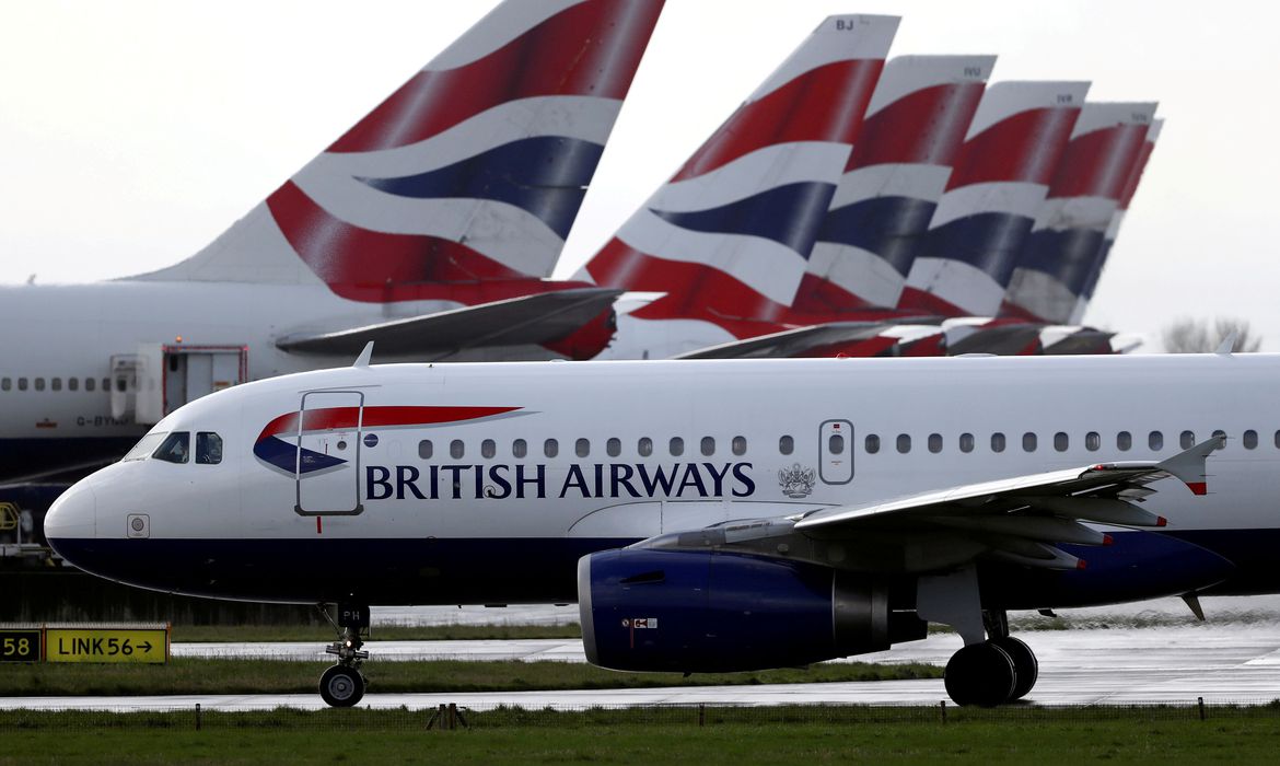 Começa a restrição de voos vindos do Reino Unido