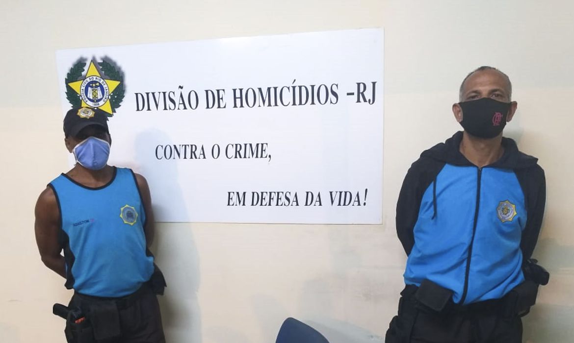 Juíza é morta a facadas no Rio; ex-marido é o principal suspeito do crime