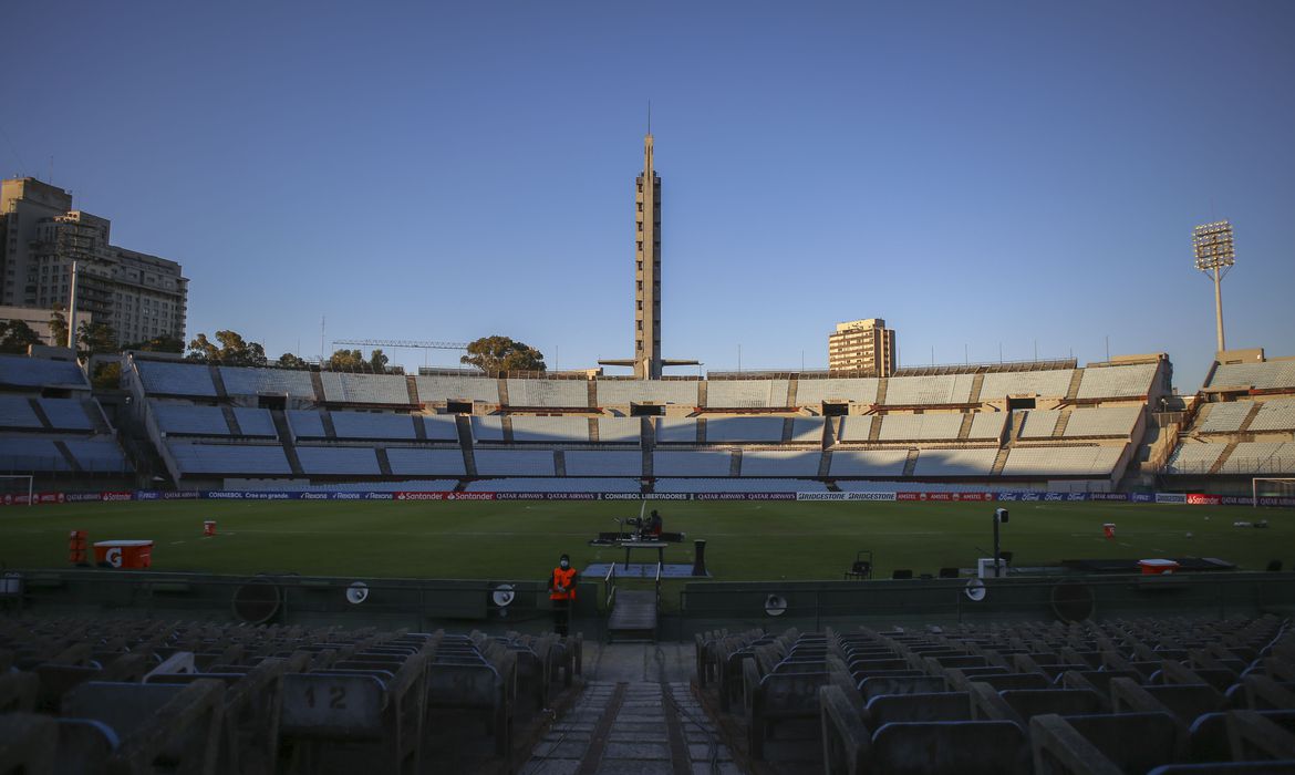 Finais da Libertadores e Sul-Americana serão realizadas em Montevidéu