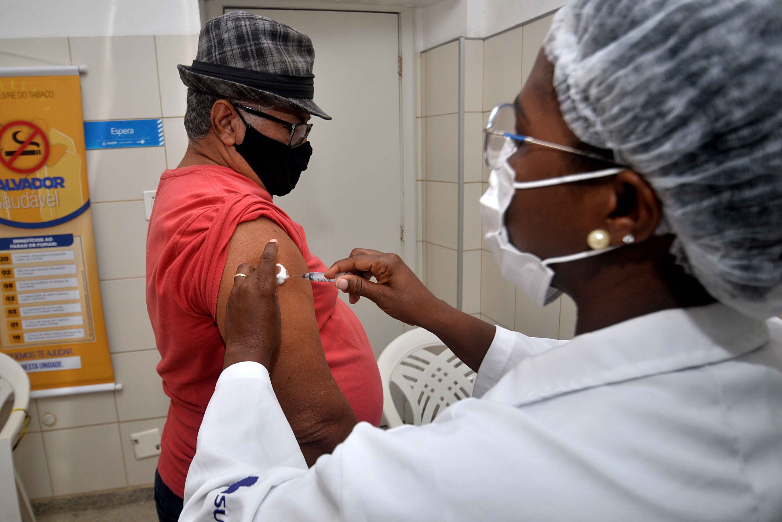 Cidadãos ressaltam importância da vacinação contra gripe