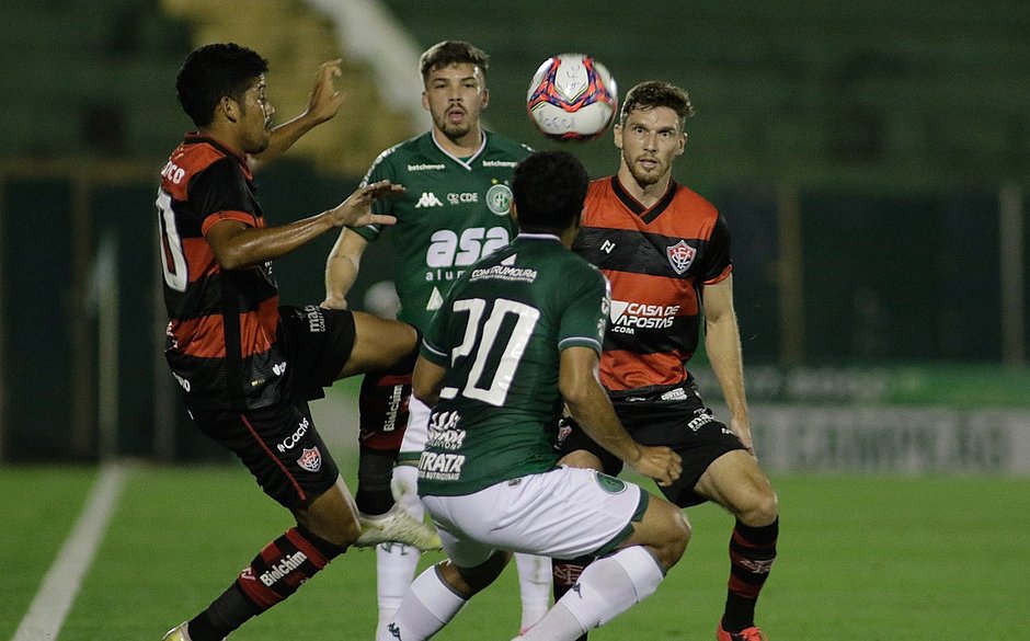 Na estreia da Série B, Vitória empata com o Guarani