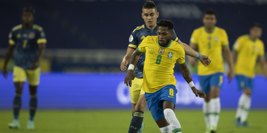Brasil bate Colômbia e garante o primeiro lugar no grupo B da Copa América