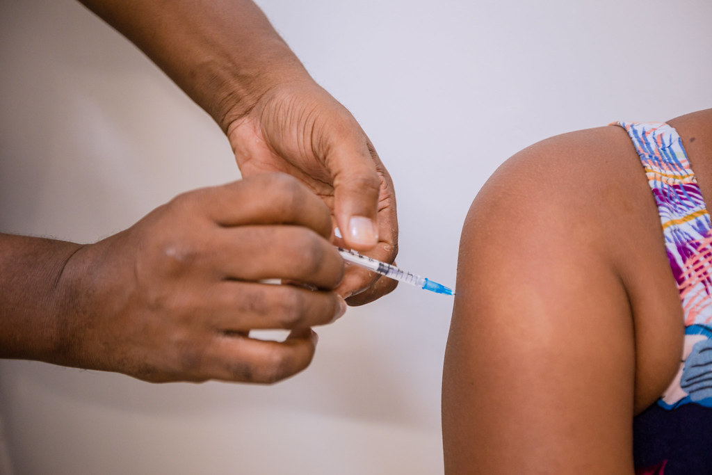 Ministro diz que 160 milhões de brasileiros serão vacinados até dezembro