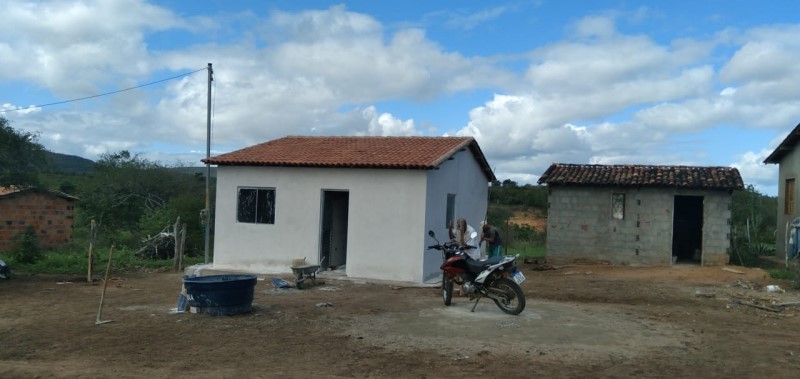 Mais de 800 moradias são erguidas em assentamentos baianos