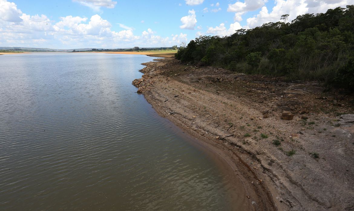 Nível dos rios brasileiros deve continuar baixo nos próximos dias