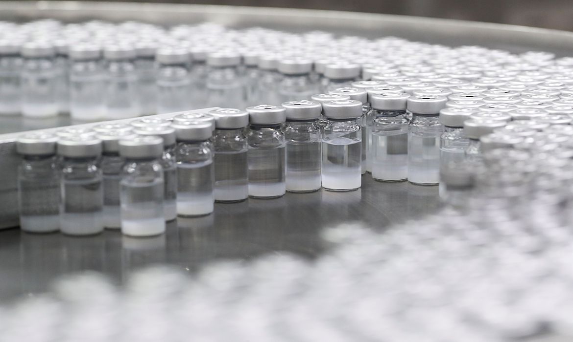 Butantan entrega mais 2 milhões de doses da CoronaVac ao PNI