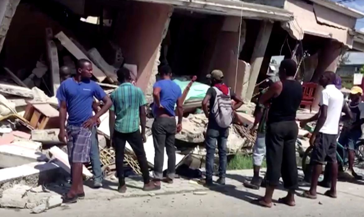 Terremoto no Haiti já provocou mais de 1.300 mortes