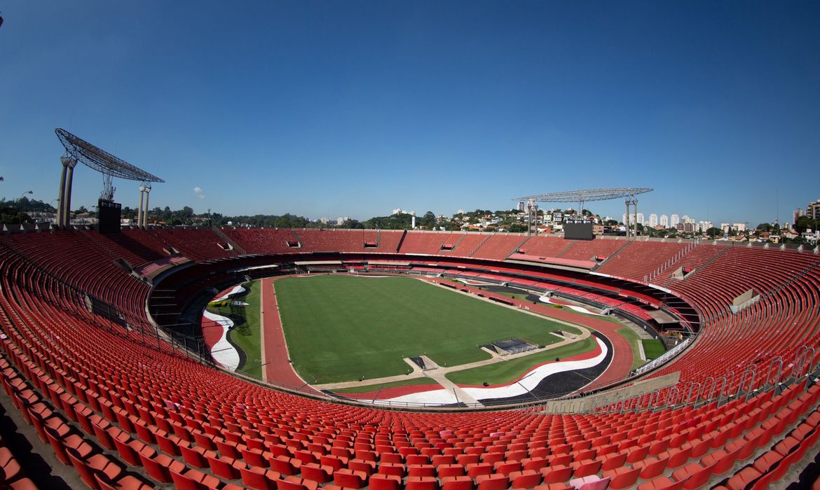 São Paulo autoriza volta do público aos estádios a partir deste domingo (4)