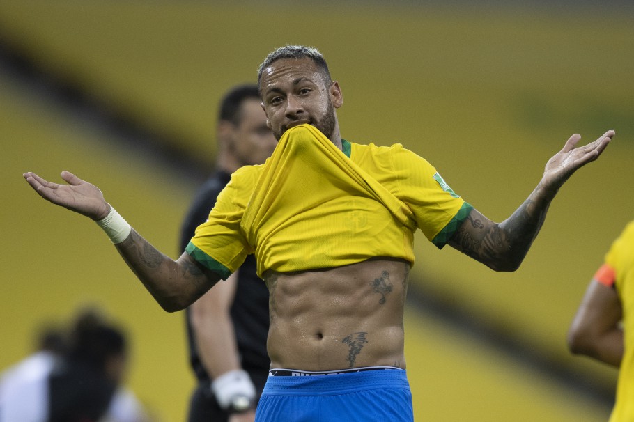 Neymar chega a 12 gols e se torna o maior artilheiro do Brasil nas Eliminatórias