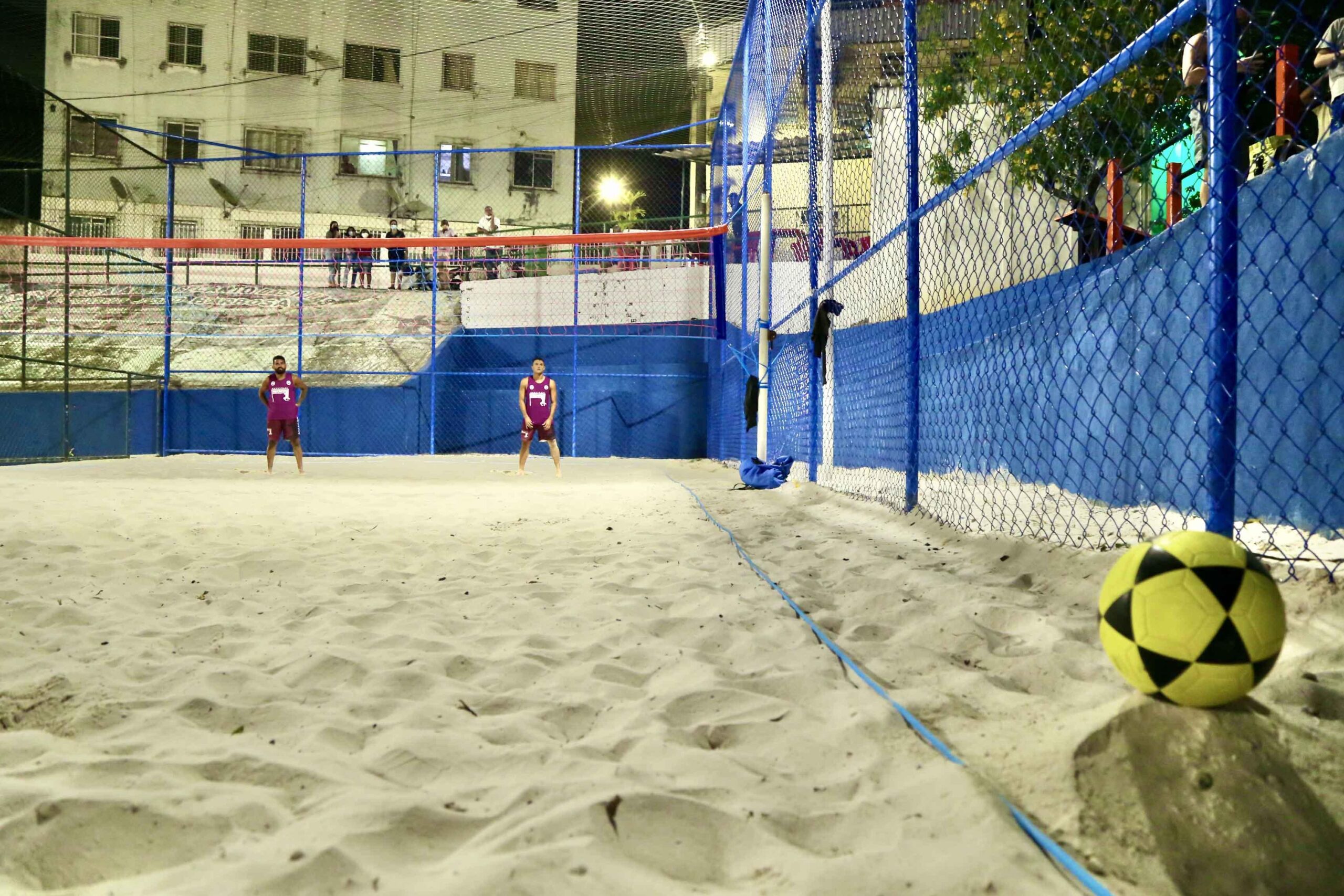 Quadras de areia são a nova opção de lazer em Salvador