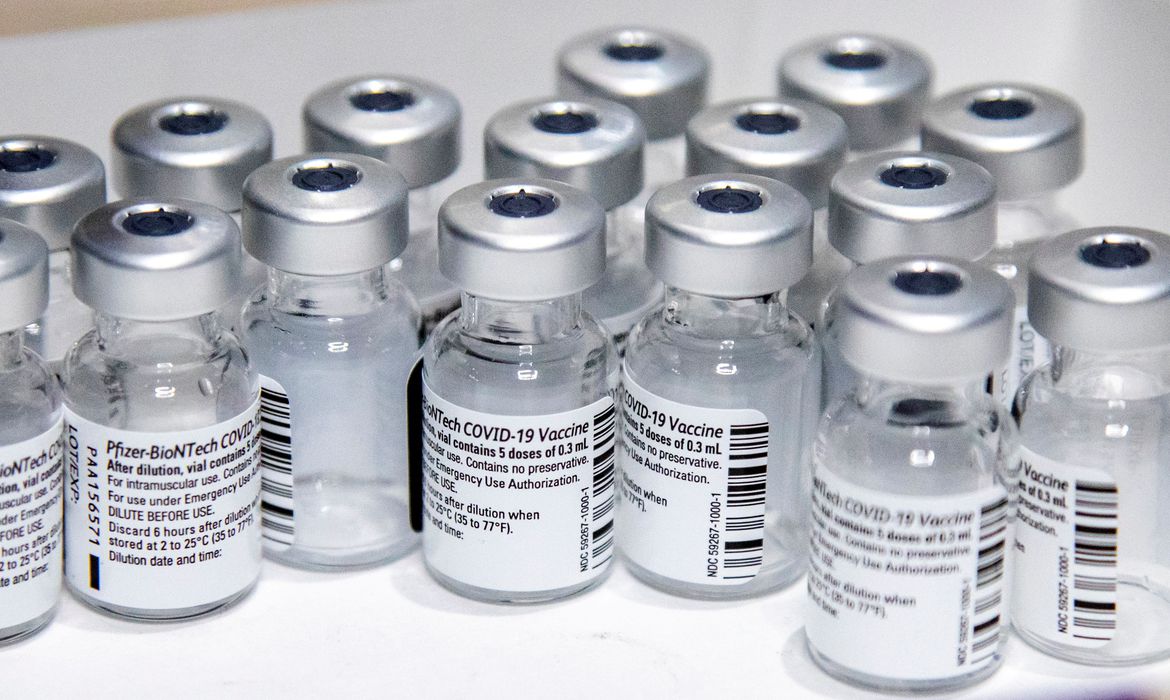 Pfizer diz que vacina contra a Covid protege crianças de 5 a 11 anos
