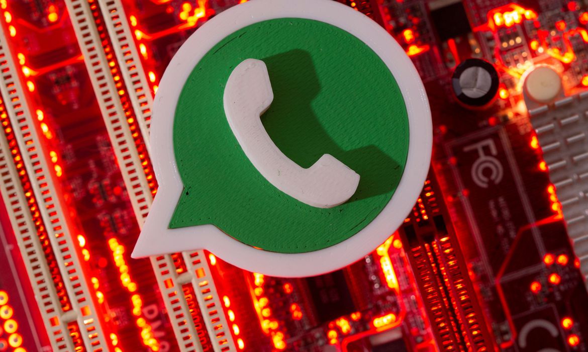 WhatsApp, Instagram e Facebook ficam fora do ar no mundo