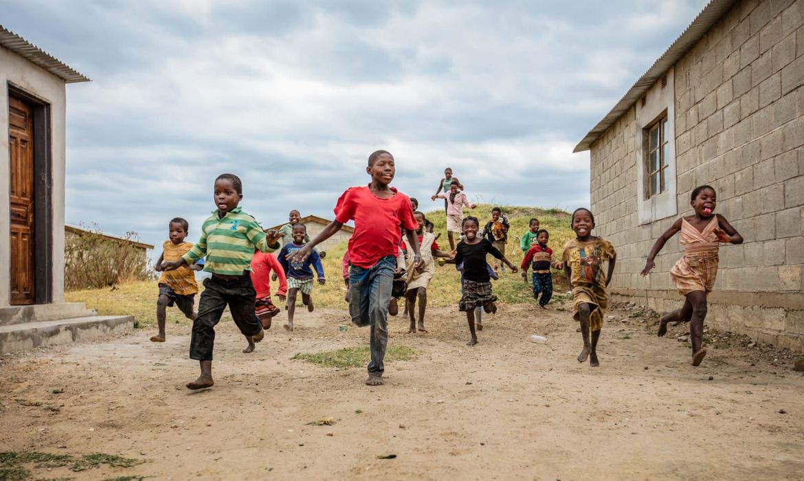 Mostra fotográfica promove viagens por lares de 12 países