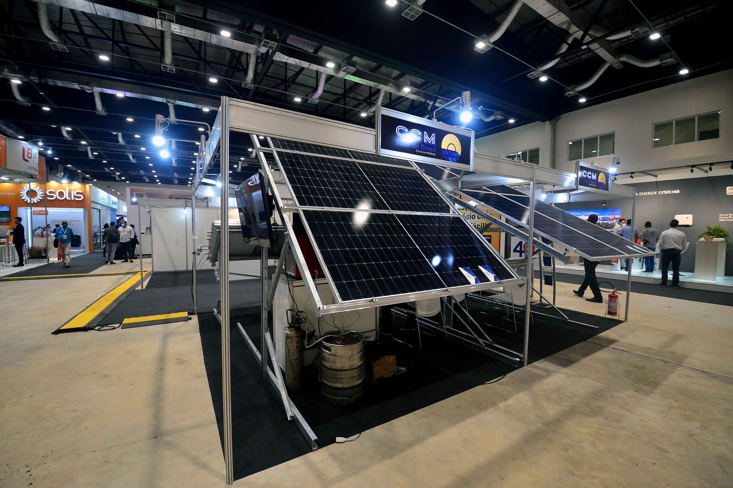 Aumento em 63% no uso da energia solar em Salvador aquece mercado de trabalho