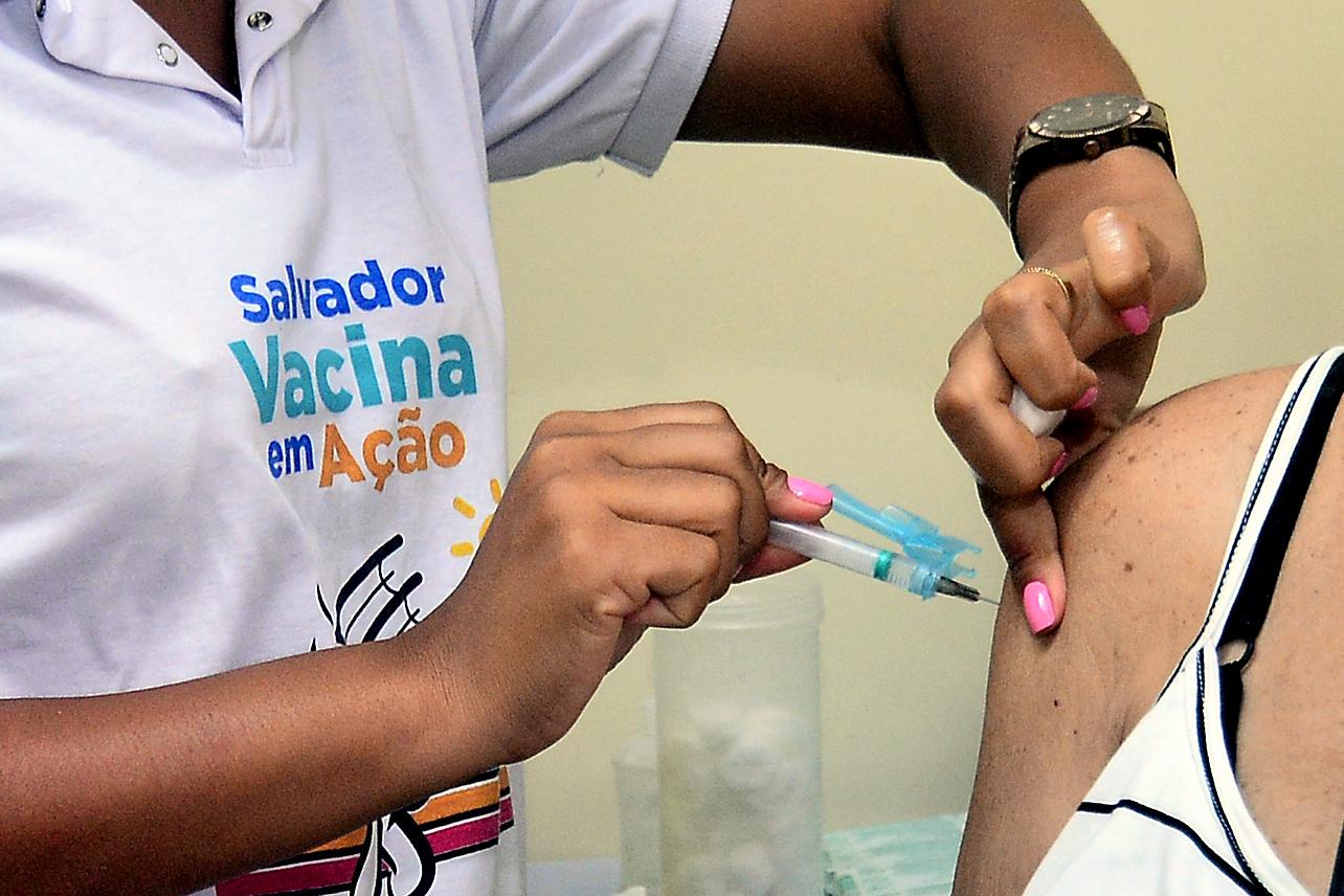 Residentes em Salvador poderão se vacinar contra gripe nesta terça (11)