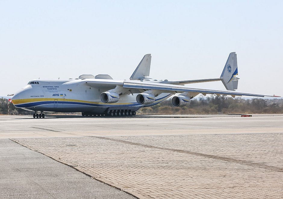 Russos destroem Antonov-225 Mriyra, maior avião do mundo