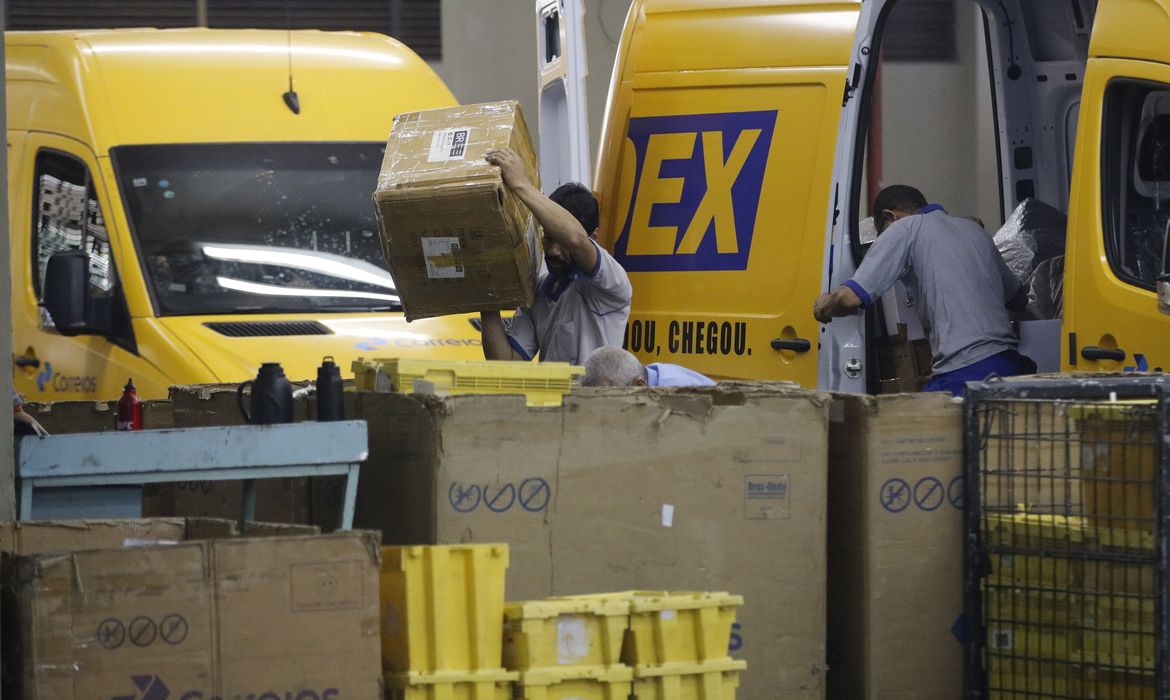 Correios terão lojas franqueadas em 11 cidades