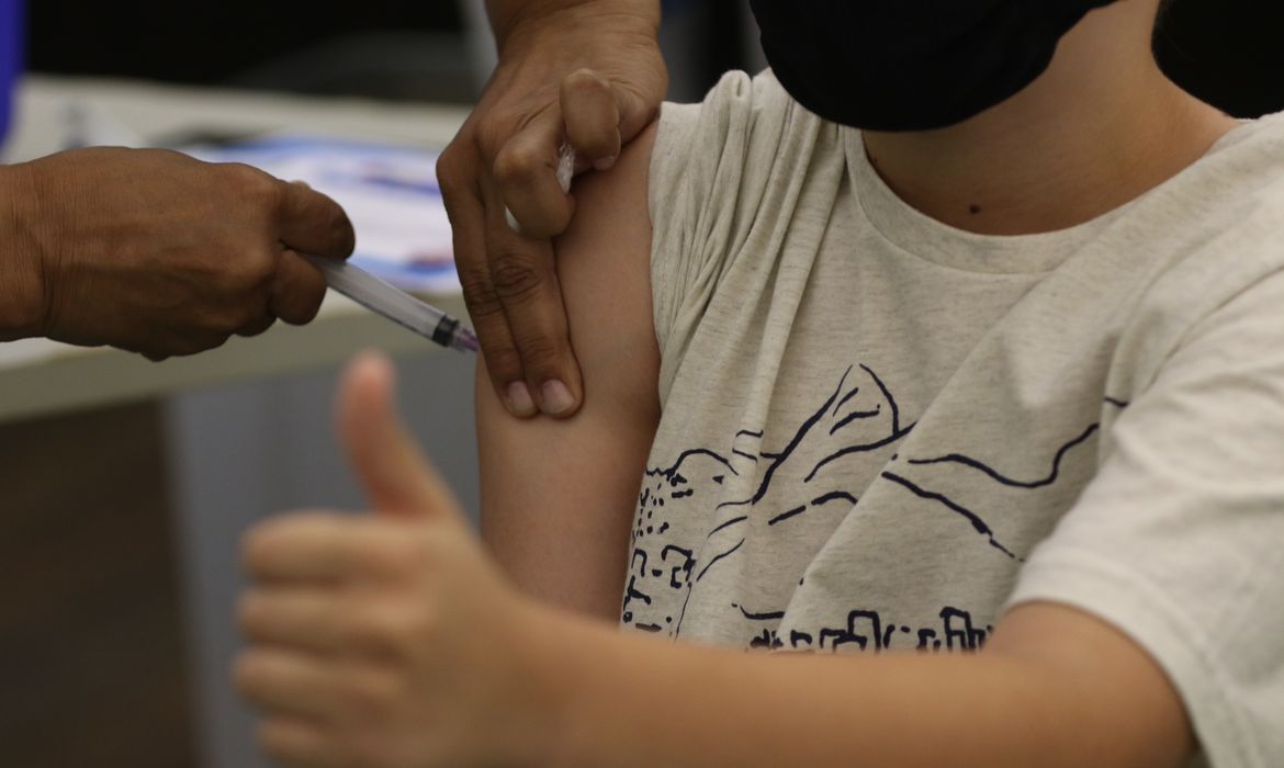 São Paulo é o primeiro estado a atingir meta de vacinação contra a Covid