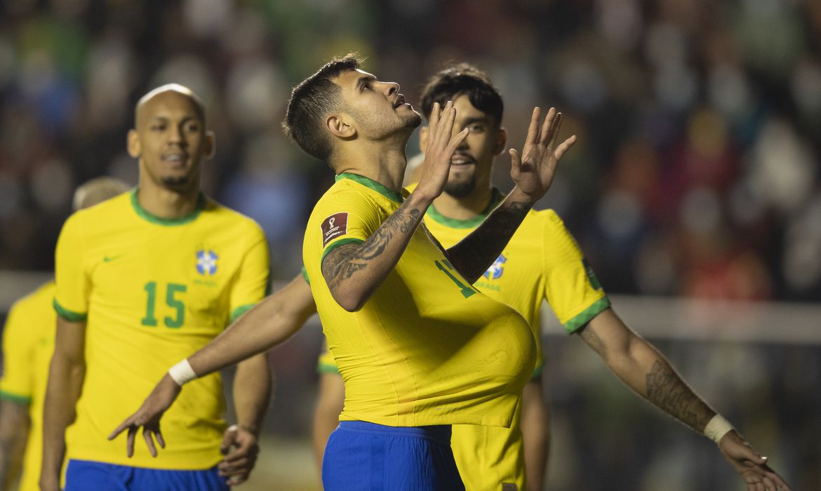 Brasil goleia Bolívia e quebra recorde de pontos nas Eliminatórias