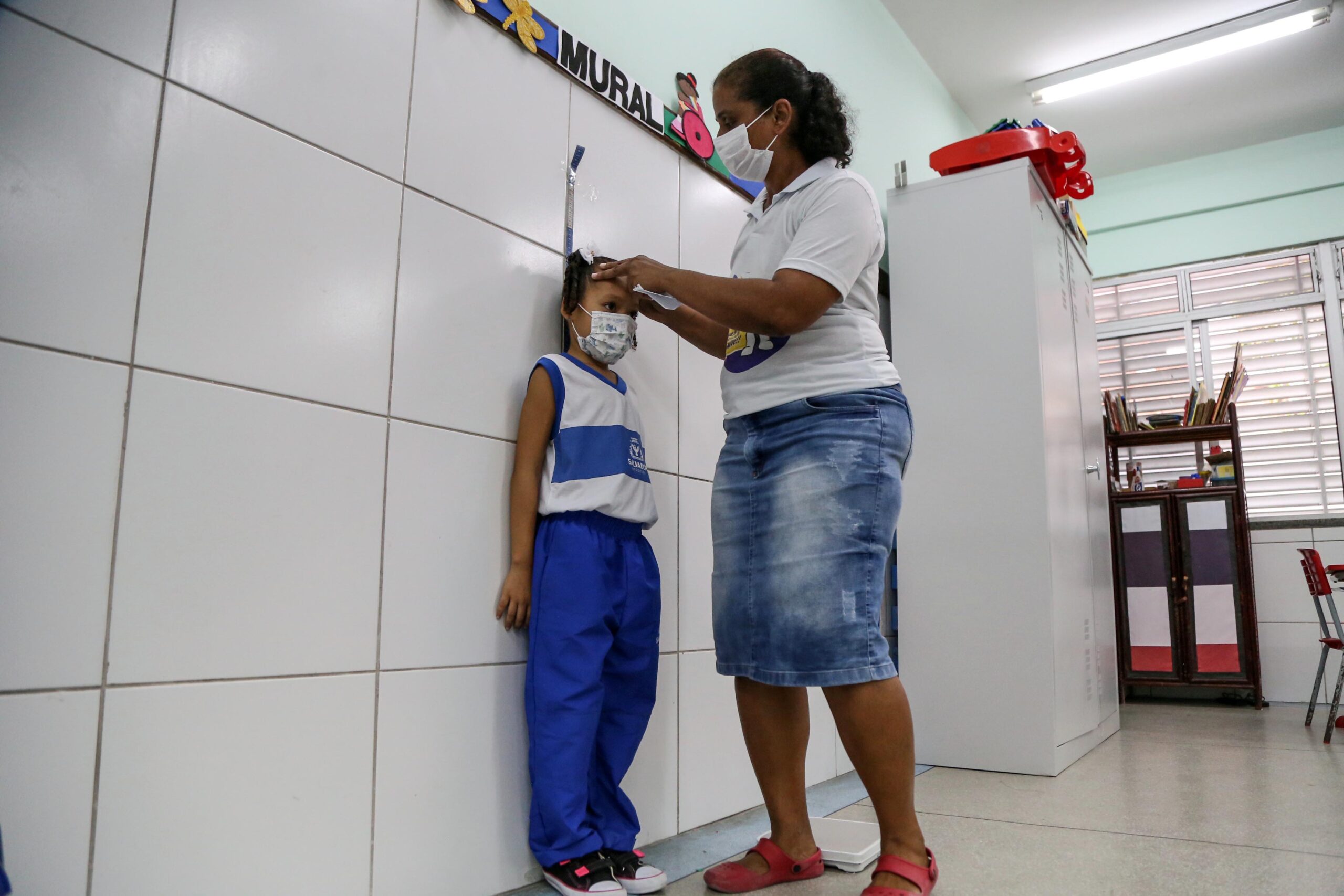 Programa leva serviços de saúde a escolas da rede municipal de Salvador