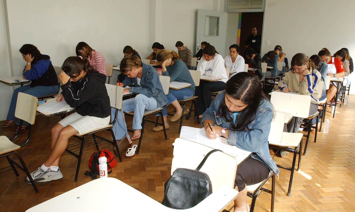 Brasil e Austrália fecham acordo sobre emissão de vistos de trabalho para estudantes