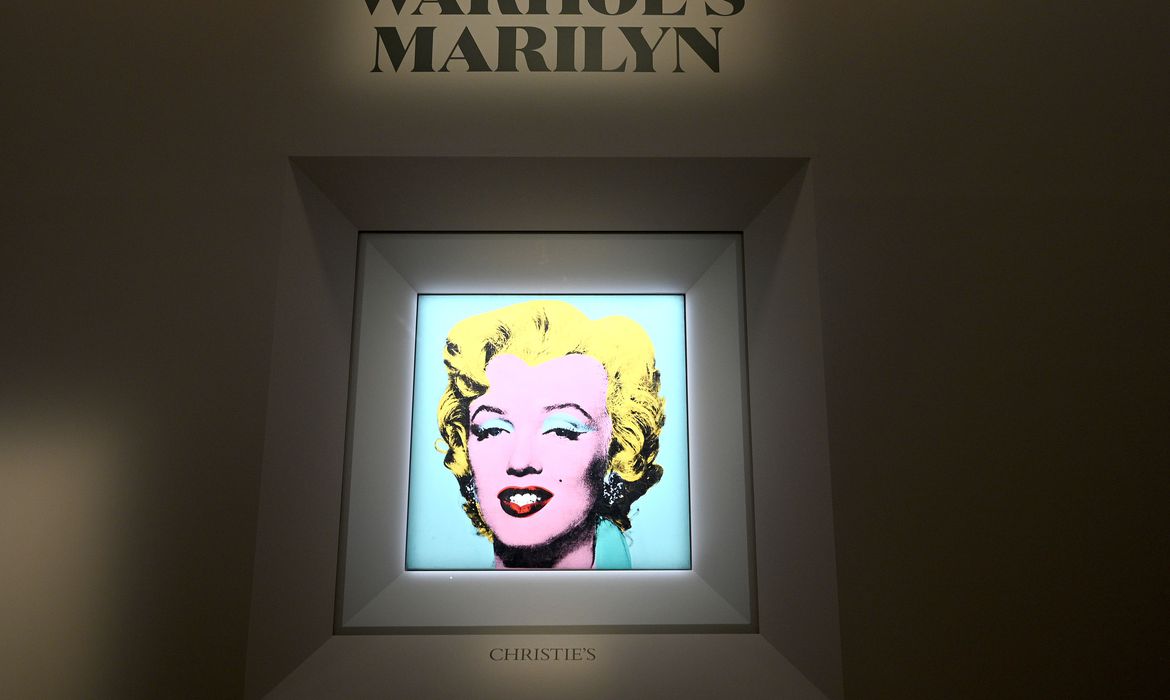 Obra Marilyn, de Warhol, é vendida por US$ 195 milhões em leilão