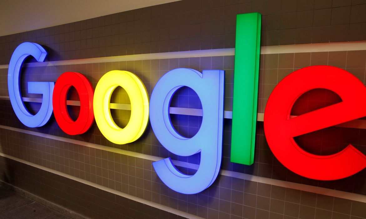 Google anuncia 500 mil bolsas de estudo para jovens até 2026